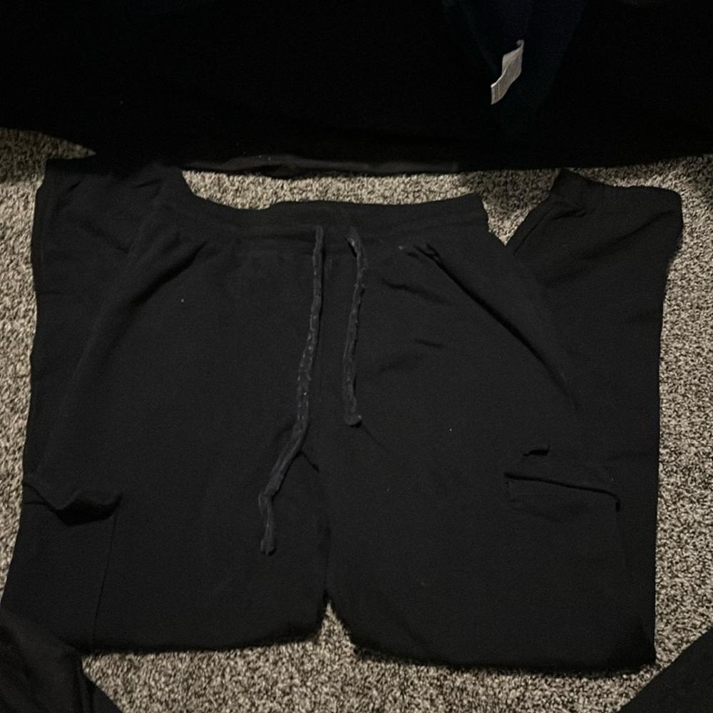 black cargo sweatpants, size S